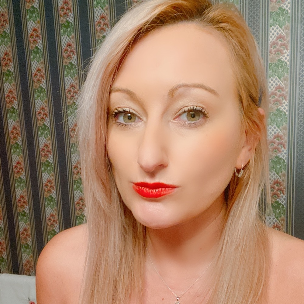 Meet your Posher, Toni